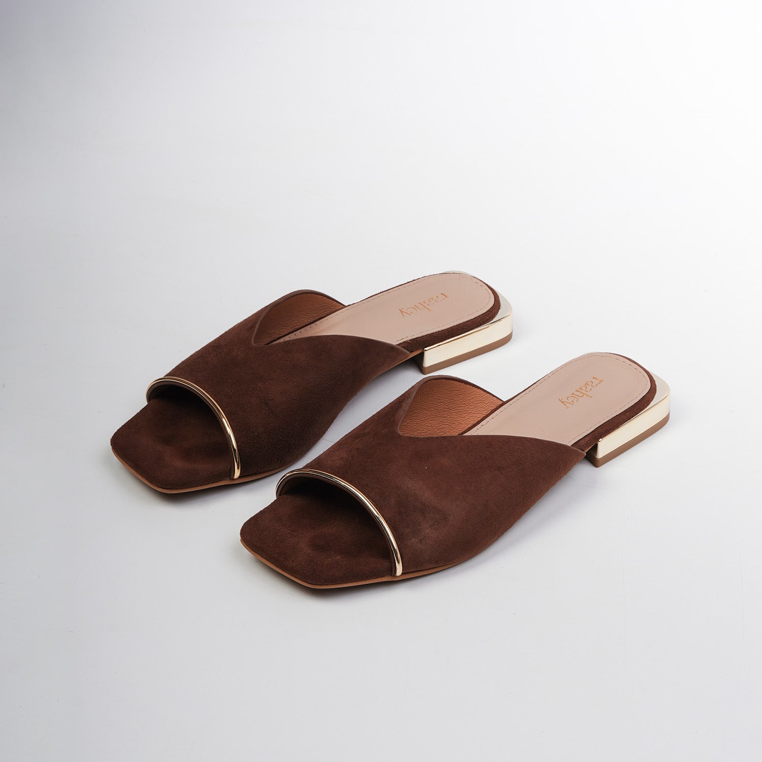 Elegance - Brown Flats