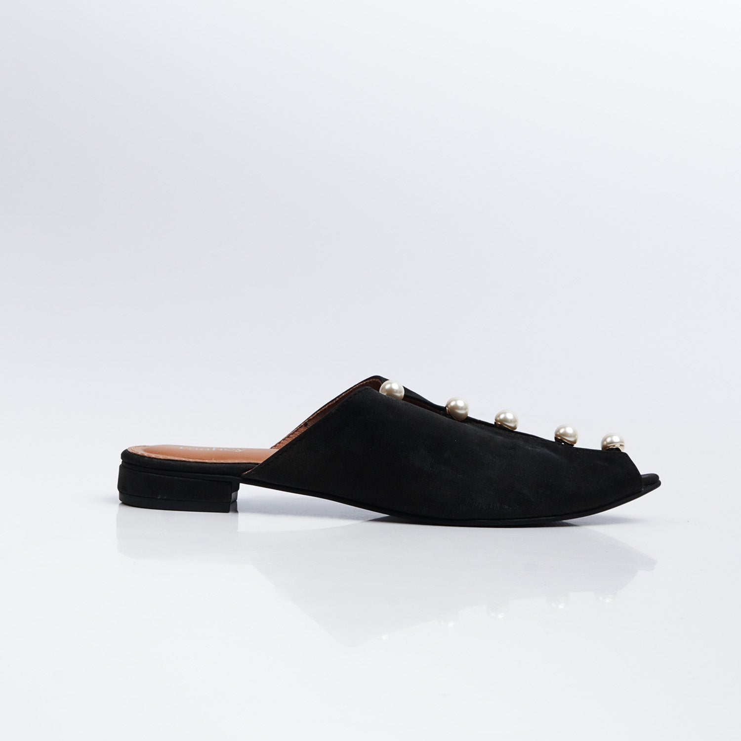 Mahrukh - Black Mules