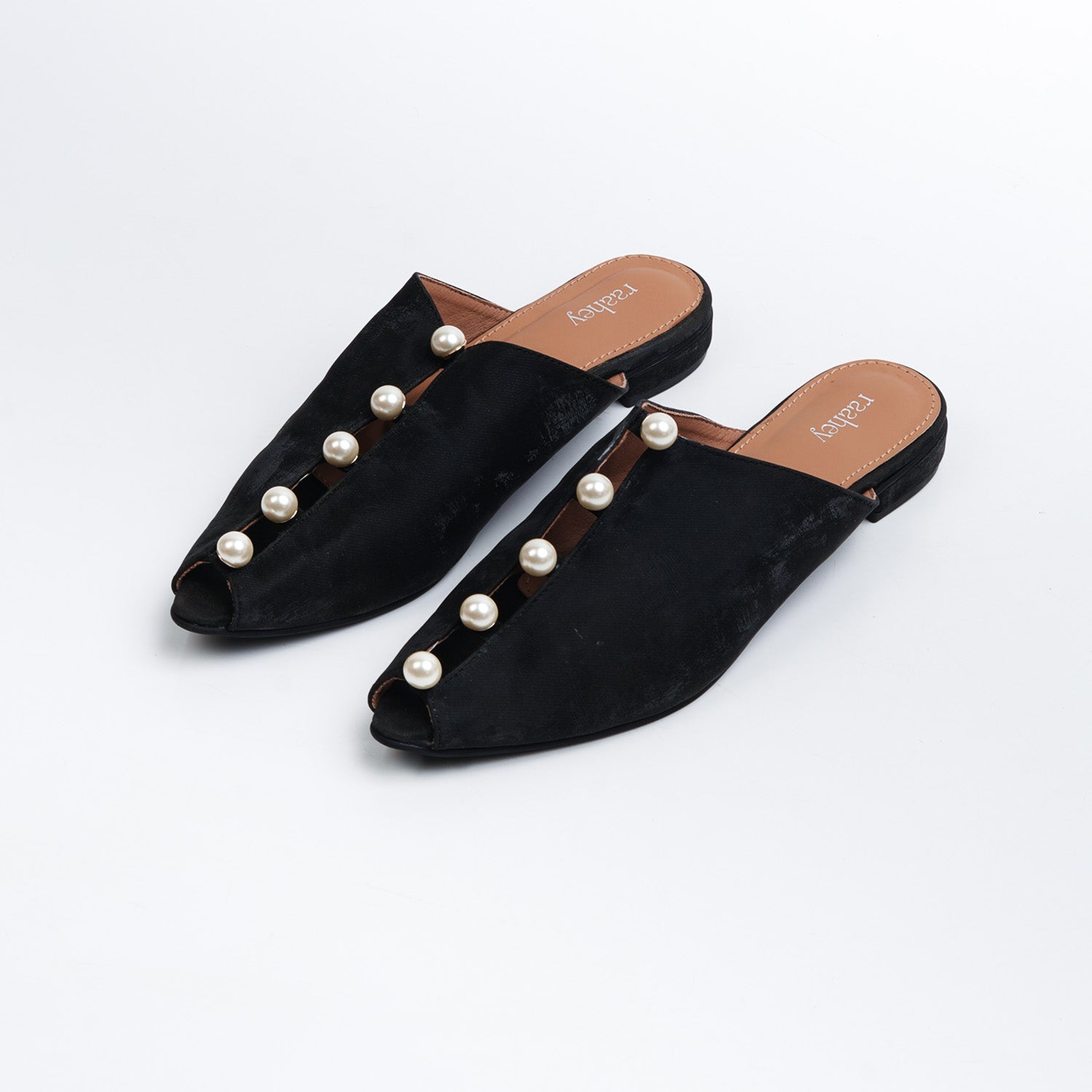 Mahrukh - Black Mules