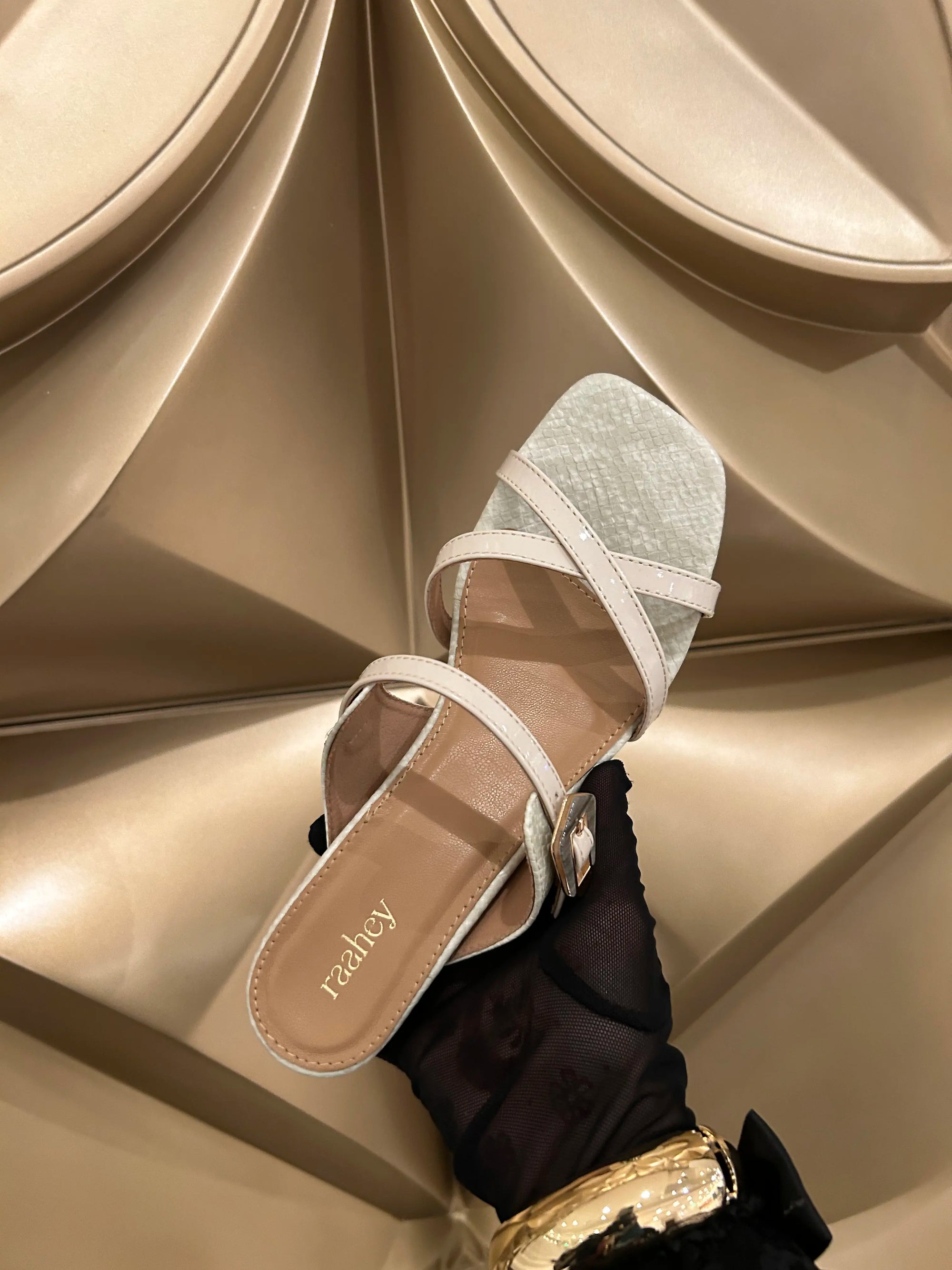 Élan - White Criss Cross Heels